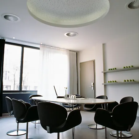 Отель Ku'damm 101