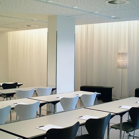 Ku'damm 101 4* برلين