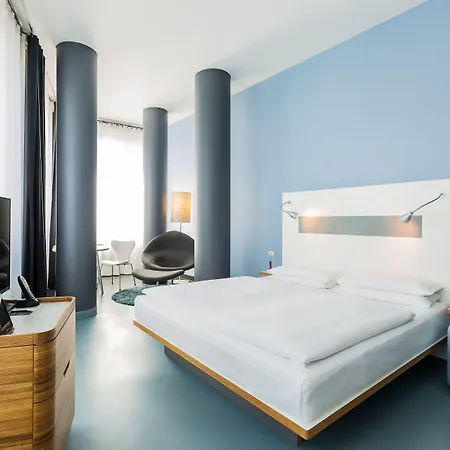 Ku'damm 101 فندق 4*